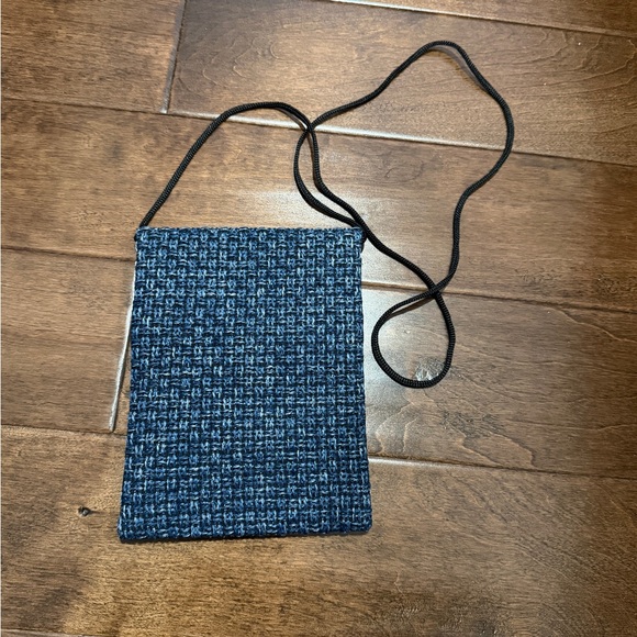 Chinese-Style Purse - Picture 2 of 4